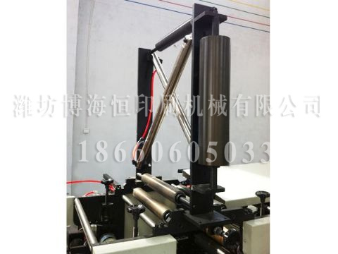 点击查看详细信息<br>标题：单色膜切机构及翻转架 阅读次数：3450